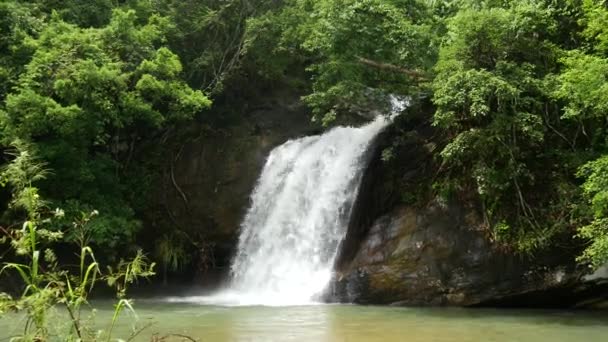 Gran Cascada Provincia Central Sri Lanka — Vídeos de Stock