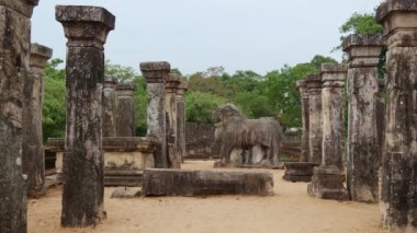 Sri Lanka 'nın Anuradhapura bölgesindeki harabe tapınağı