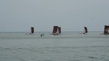 Negombo 'da geleneksel balıkçı teknesi, batı kıyısı, Sri Lanka