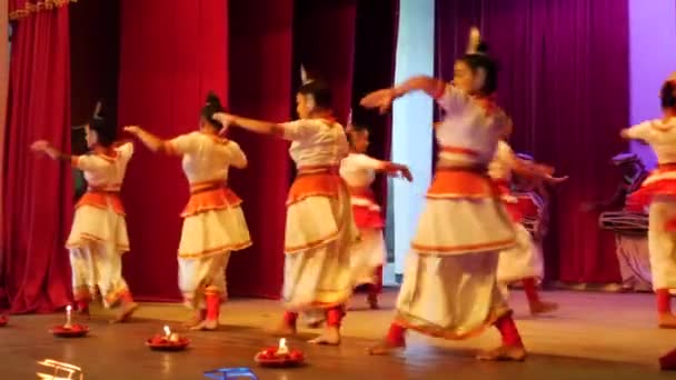 Пуджа Натума Кандийские Танцоры Шри Ланки — стоковое видео