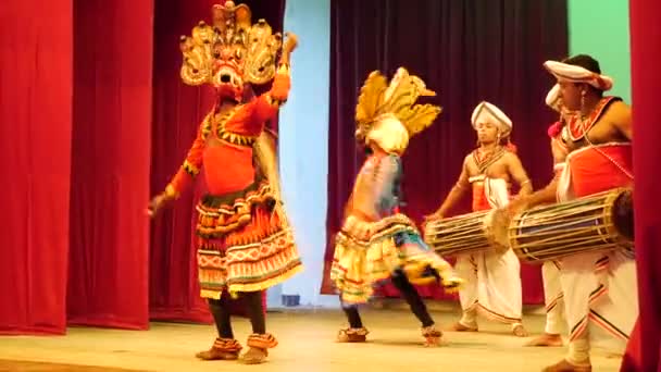 Raksha Natuma Duivelsdans Kandyan Dansers Sri Lanka — Stockvideo