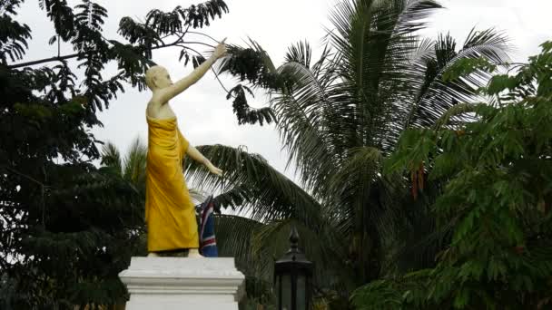 Statua Del Monaco Tempio Dei Denti Kandy Sri Lanka — Video Stock