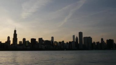 Zaman aşımı Chicago ufuk çizgisi günbatımı
