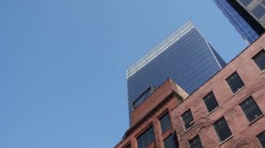 Chicago nehrinden gökdelenlerin manzarası