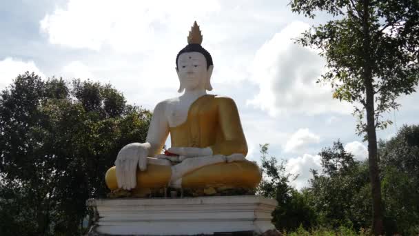 アップ ラワ村 の寺院の仏像 North Thailand Asia — ストック動画