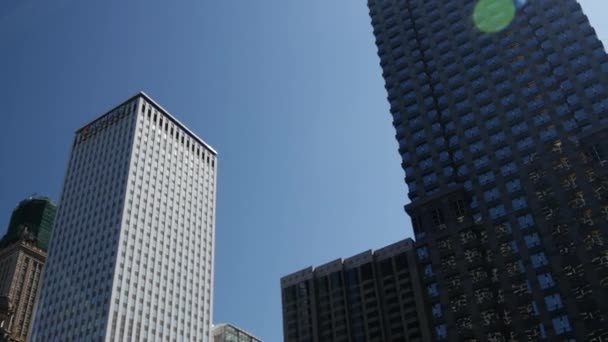 Skyskrapor Utsikt Från Chicago Floden — Stockvideo
