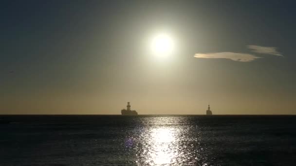 Zonsondergang Aruba Met Olietankers Aan Horizon — Stockvideo