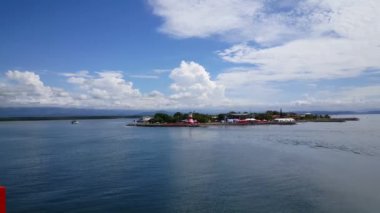 Feribotla Kosta Rika 'da Puntarenas' a varmak