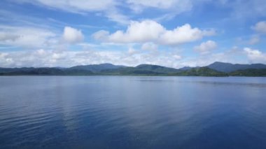 Bahia de Paquera 'dan Kosta Rika' daki Puntarenas-Paquera feribotundan ayrılıyoruz.