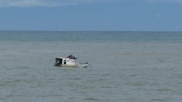 Piccola Barca Pesca Mare Montezuma Costa Rica — Video Stock