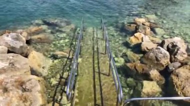 Hırvatistan 'da tekerli iskele denize açıldı