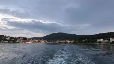 Hırvatistan 'ın Zlarin adasından ayrılıyor