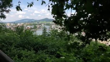 Salzburg, Avusturya 'daki Salzach nehrinden görüntü
