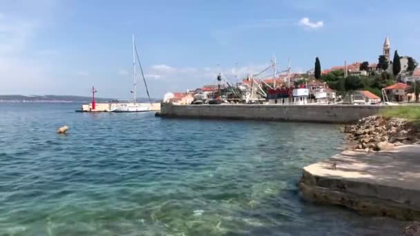 Город Кали Острове Углян Хорватии — стоковое видео