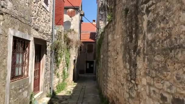 Procházka Ulicemi Stari Grad Starého Města Chorvatsku — Stock video