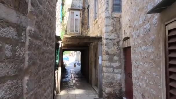 Spaziergang Durch Die Straßen Der Altstadt Von Stari Grad Kroatien — Stockvideo