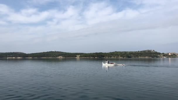 Barco Pesca Torno Sibenik Croácia — Vídeo de Stock