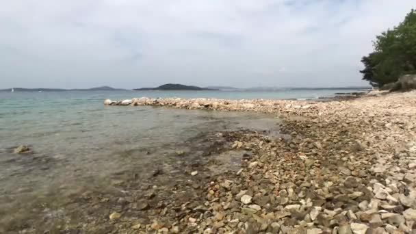 Пляж Вокруг Зларина Хорватия — стоковое видео