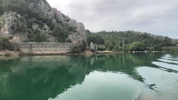 Плавання Річці Крка Хорватія — стокове відео