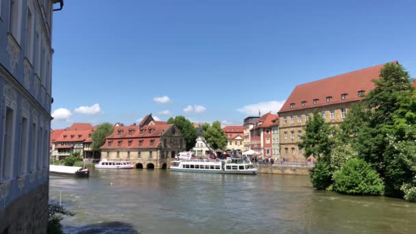 Die Kaiserin Kunigund Statue Auf Der Unteren Brücke Bamberg — Stockvideo