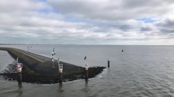 Llegando Puerto Harlingen Frisia Países Bajos — Vídeos de Stock