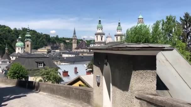 Прогулянка Старому Місті Зальцбург Зальцбурзького Собору Австрії — стокове відео