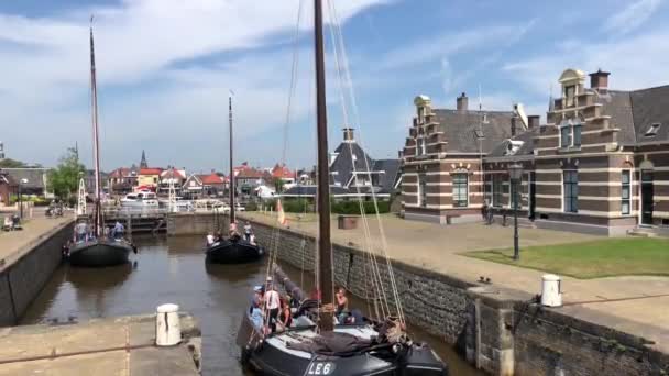 Serratura Mare Con Barche Vela Lemmer Friesland Paesi Bassi — Video Stock