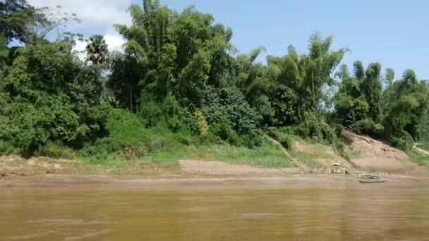 Con Barco Paisaje Del Río Mekong Laos — Vídeo de stock