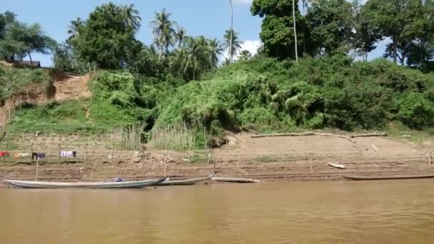 Com Barco Paisagem Rio Mekong Laos — Vídeo de Stock