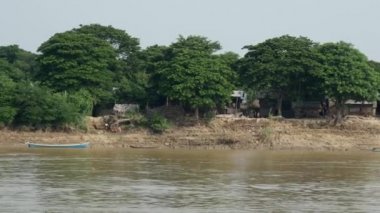 Ayeyarwady nehrinin balıkçı köyleri, Myanmar, Burma