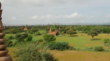 Bagan, Myanmar, Burma 'daki Pagodas arazisinden pan