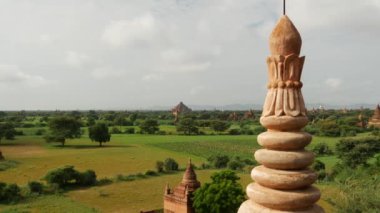 Bagan, Myanmar, Burma 'daki Pagodas arazisinden pan