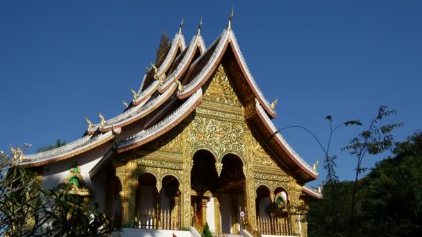 Haw Pha Bang Royal Temple Luang Prabang — Stock video