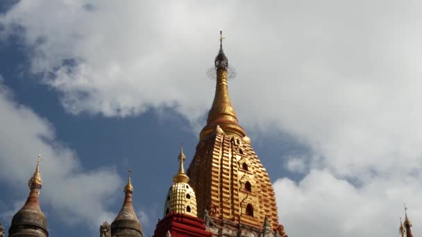 Przechył Świątyni Anandy Bagan Myanmar Birma — Wideo stockowe