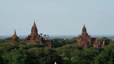 Bagan, Myanmar, Burma 'daki Pagodas manzarası