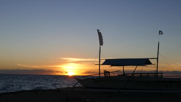 Lever Soleil Catamaran Bateau Sur Plage Île Balicasag Bohol Aux — Video