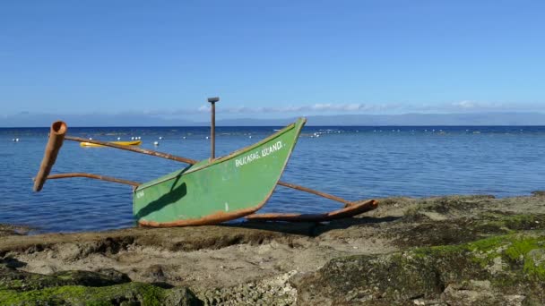 Katamaran Boot Riff Bei Ebbe Morgen Auf Der Insel Balicasag — Stockvideo
