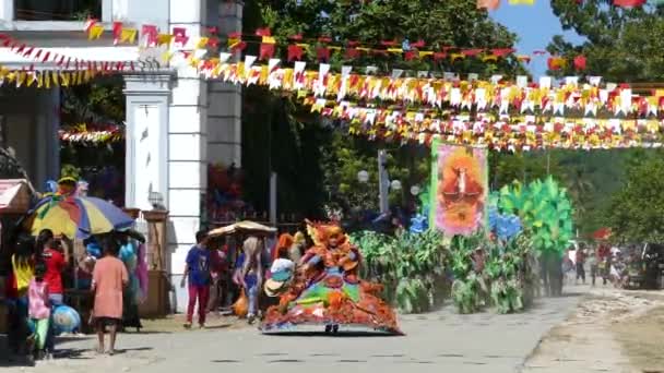 Sfilata Bambini Santo Nino Davanti Alla Chiesa Parrocchiale Santo Nino — Video Stock