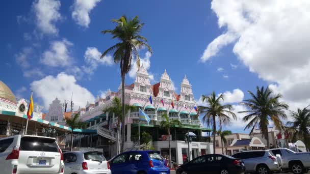 Oranjestad Aruba Daki Renkli Royal Plaza Alışveriş Merkezi — Stok video