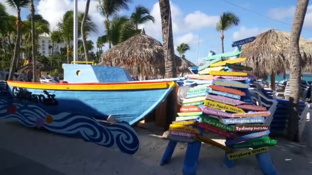 Zoom Borden Van Plaatsen Hele Wereld Met Kilometers Van Aruba — Stockvideo