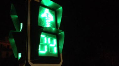 Şehir merkezinde trafik ışığı Havana, Küba