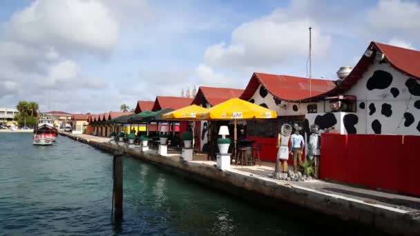 Terras Achter Een Bar Haven Van Oranjestad Aruba — Stockvideo
