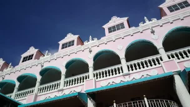 Pan Från Färgglada Royal Plaza Mall Oranjestad Aruba — Stockvideo