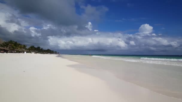 Pláž Tulum Yucatanu Mexiko — Stock video