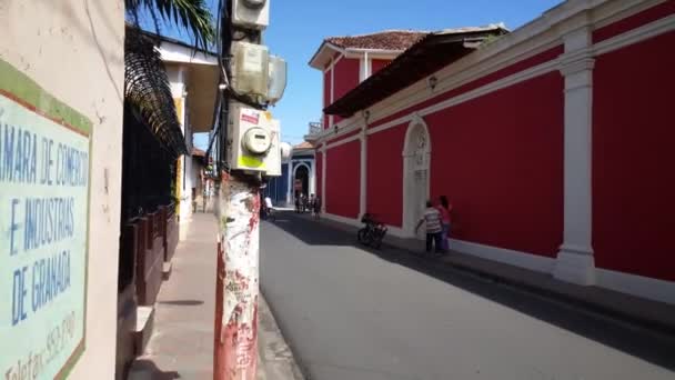 Прогулка Улицам Гранады Никарагуа — стоковое видео