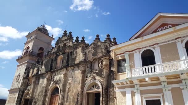 Auf Dem Weg Zum Eingang Der Iglesia Merced Granada Nicaragua — Stockvideo