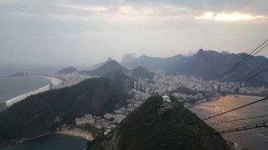 Rio de Janeiro Brezilya 'daki Sugarloaf Dağı' nın zirvesinden Pan