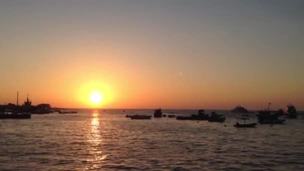 Sunset San Cristobal Galapagos Islands Ecuador — Stock Video