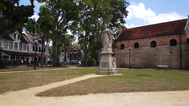 Estatua Reina Wilhelmina Fort Zeelandia Paramaribo Surinam — Vídeos de Stock