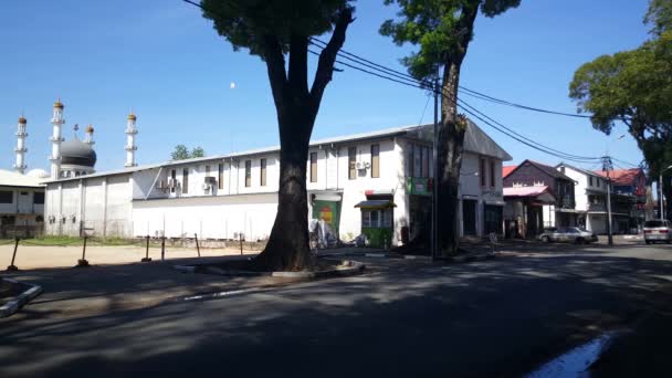Een Straat Benedenstad Paramaribo Suriname — Stockvideo